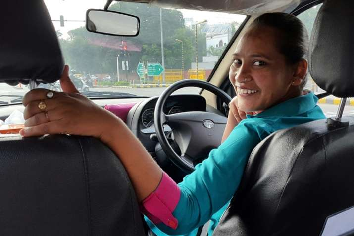 दिल्ली महिला टैक्सी ड्राइवर योजना